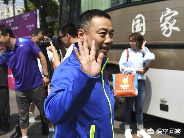 12月1日刘国梁正式当选乒协主席,如何兼顾乒协和国乒的工作呢？