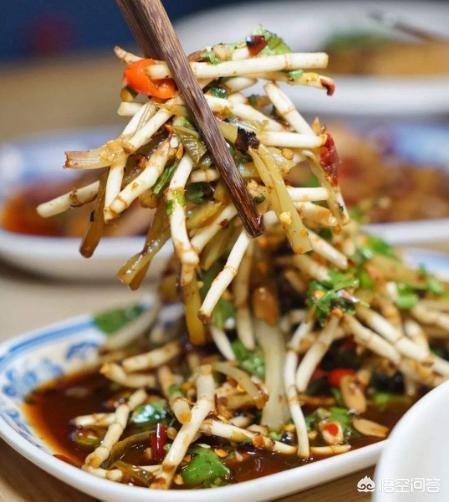 折耳鱼磁力:现在市面上有多少人喜欢吃折耳根（鱼熏草）？