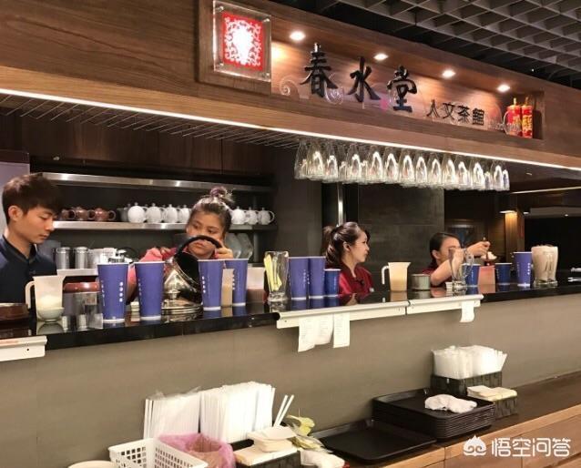 奈雪怼喜茶抄袭:奈雪创始人在朋友圈怼喜茶创始人“抄袭”，你站哪边
