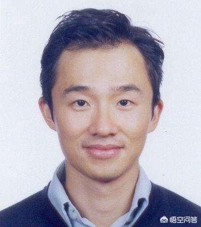 程雷婚礼:东方卫视主持人程雷为何年纪不大却满头白发