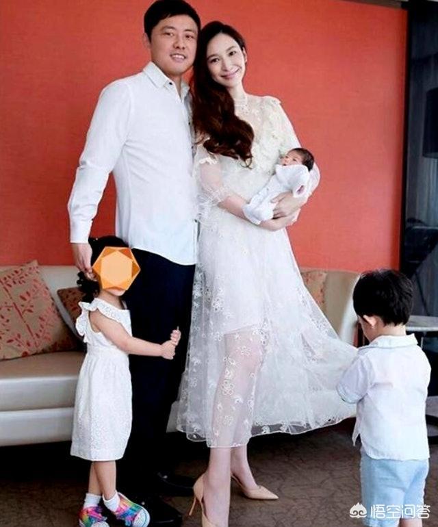 林允吴佩慈男友:吴佩慈被曝抵押男友所赠3亿豪宅，本人回应确有此事，你怎么看？