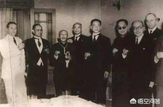 汪兆铭:清朝灭亡以后，汪精卫为什么还要给溥仪行大礼？