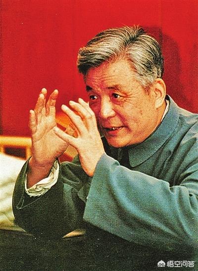 两弹一星之父到底是谁:谁是真正的“中国原子弹之父”？邓稼先还是钱三强？