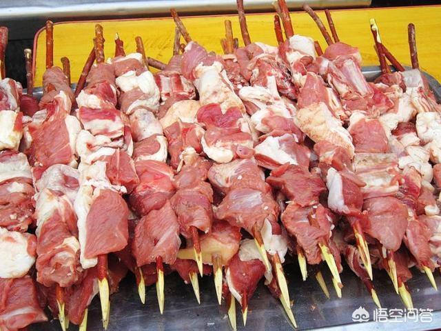 新疆羊肉都是怎么处理和烹饪的，新疆薄饼羊肉怎么做最好吃