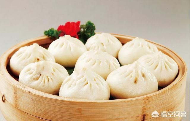 市陌杨大包子死猪肉:为什么外面卖包子的好多都肉包和菜包一个价，肉不是应该更贵吗？