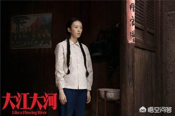 张默为什么打童瑶:童瑶被称为“小章子怡”，她与当年的章子怡相比如何能更胜一筹吗