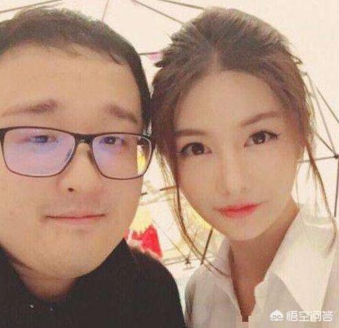 孙亚龙离婚:如何看待孙亚龙因为LOL新皮肤给官方打电话，要求改皮肤名字