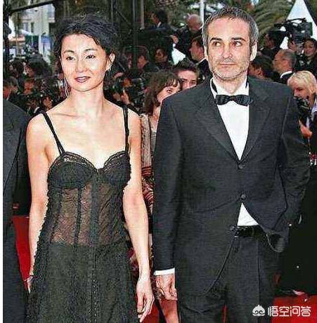 张曼玉照片:电影《青蛇》两大主演王祖贤张曼玉现状如何？