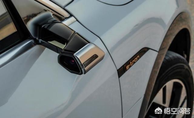 奥迪纯电动汽车售价，奥迪e-tron纯电SUV在美国发布，和特斯拉比怎么样