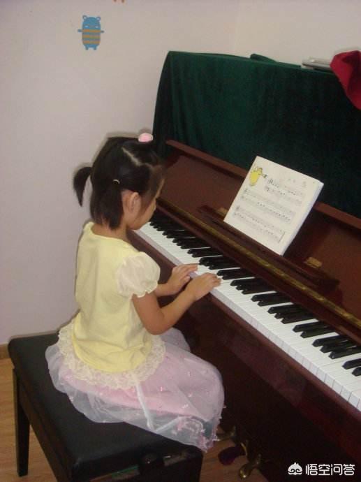 十种不适合学钢琴的人:什么条件的家庭，可以给小孩报名学钢琴？学钢琴有用吗？