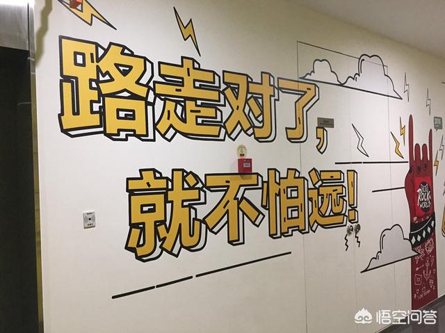 孩子上小学一年级,在阅读课外书过程中有丢字、加字、错字的情况怎么办？