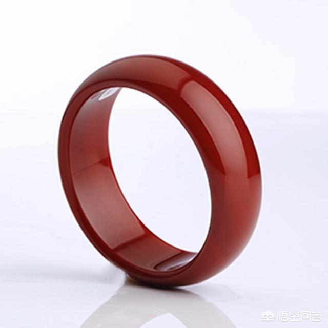 怎么测量自己的手镯尺寸,怎样测量自己戴多大的翡翠手镯？