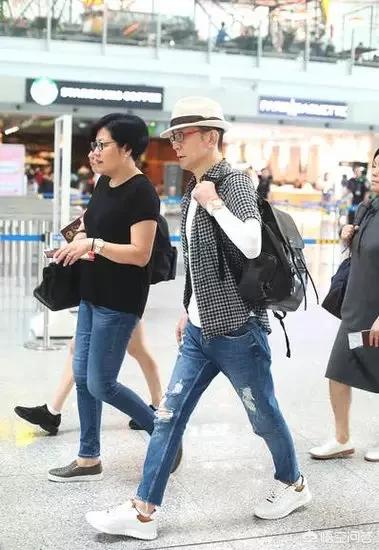 李咏癌症:李咏患癌去世，在美国治疗期间被网友谴责移民，这事你怎么看？