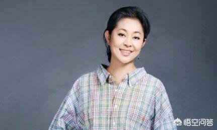 倪萍腿怎么了:倪萍为什么年纪大之后相貌变化这么大？