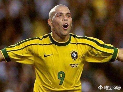 迄今为止，足球史上最难超越的十大巨星球员都有谁？插图1