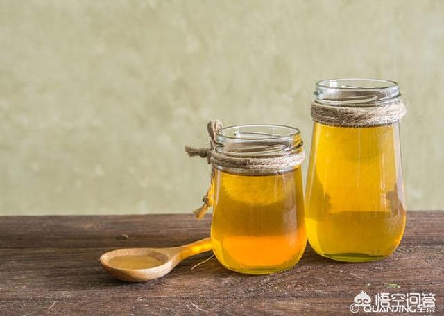 头条问答 女性每天吃一勺蜂蜜 一个月后身体有哪些改善 26个回答