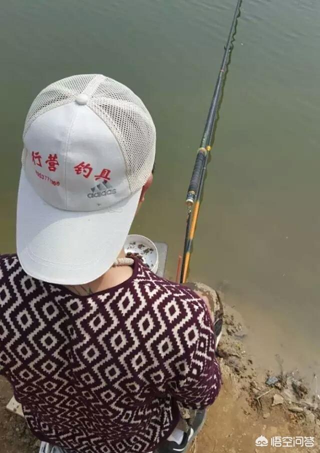 红虫拉饵:使用拉饵或者蚯蚓红虫作钓时，怎么调漂能保证双饵肯定能到底？