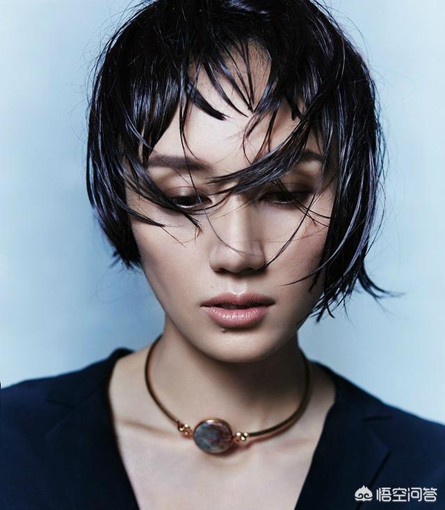 马伊琍女儿:为什么现在马伊琍发微博很多和女儿相关，却很少提到文章呢？