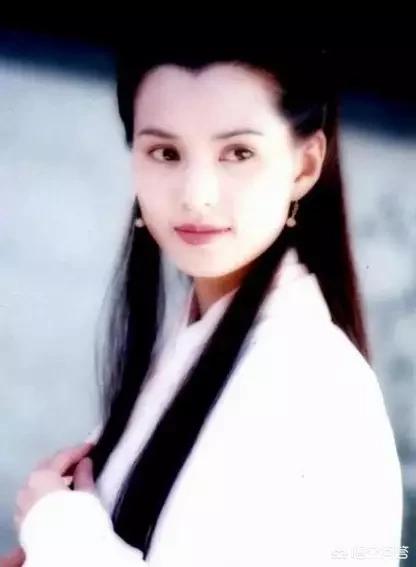 如果从古龙和金庸的武侠小说里各挑出10名高手团战，你觉得哪一方会获胜？