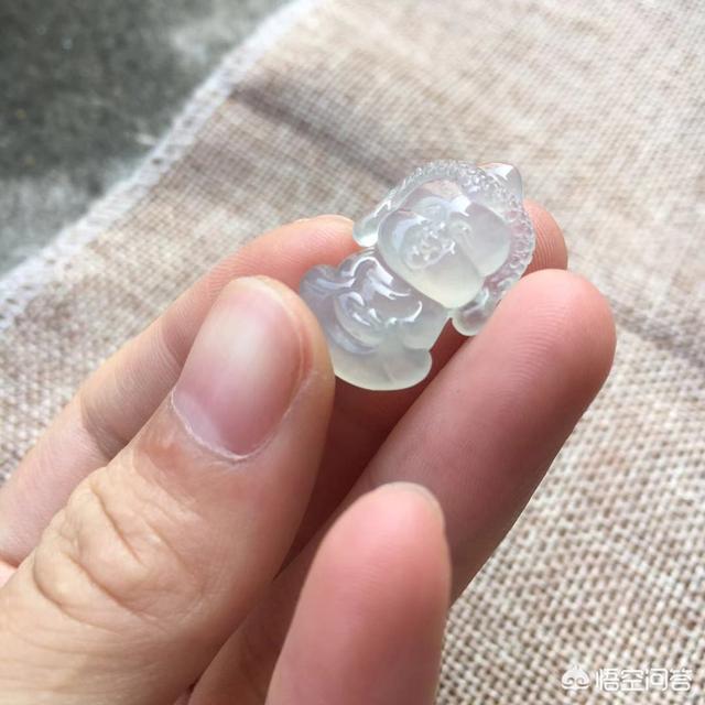 闲置翡翠在哪个平台最好卖,为什么说翡翠是暴利行业？