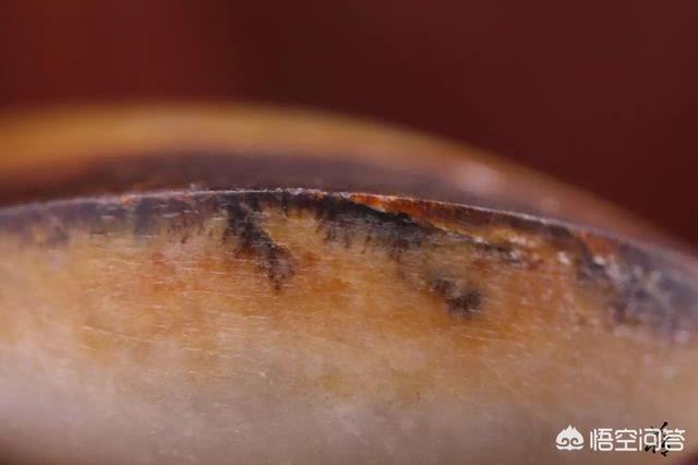 和田玉皮色种类图解,大家帮我看看这是不是和田玉，皮色对不对？