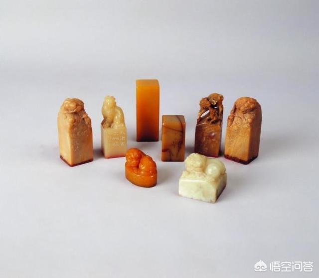 古代有名的字画上的各种印章是怎么来的,你怎么评价古人在字画上盖印章的行为？