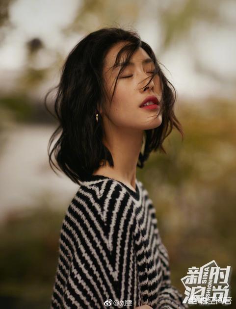 刘雯是维密第七次走秀。她在全球模特圈的地位如何？
(图15)
