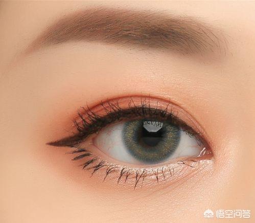 如何画大眼妆(眼妆怎么画显得眼睛大)