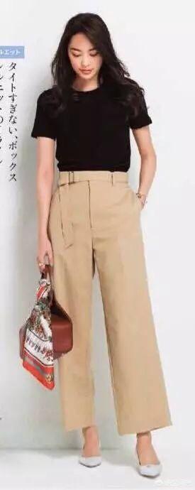 阿玛施<a href=https://maguai.com/list/77-0-0.html target=_blank class=infotextkey>女装</a>官方网站:哪些衣服才算是真正的基础款？