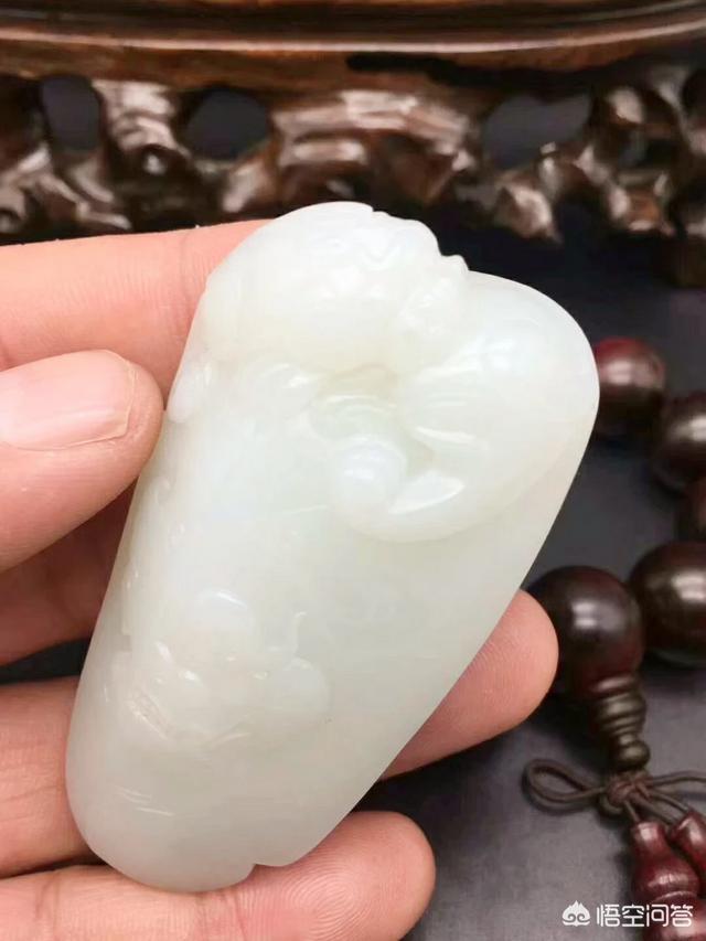 头条问答 - 羊脂白玉是以克论价吗?目前拍卖市场的行情如何?(8个回答)
