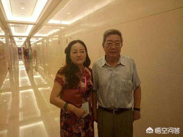什么样的女人值得一个奔五的男人抛妻弃子去跟她生活？