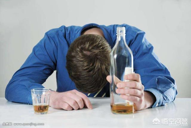 有些人每天晚上下班后总想喝点白酒，这样算不算是酗酒呢？你怎么看？插图51