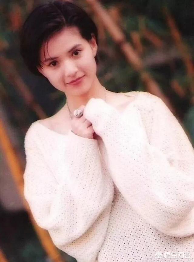 郭羡妮图片:哪些女明星出道前曾是空姐？