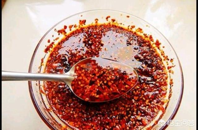 在家如何做好吃的辣椒油，怎样才能做出清香味的辣椒油？