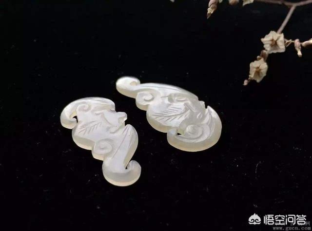 玉石雕刻,玉器上雕刻蝙蝠是什么意思呢？