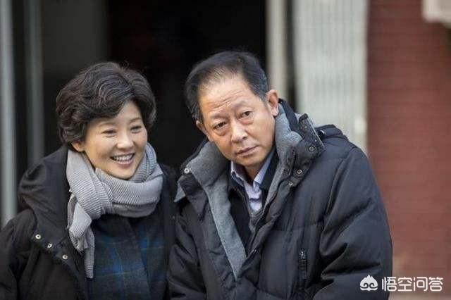 冯小刚老婆:冯小刚那么有钱为什么白癜风治不好？网上总看见几百就真能治好？