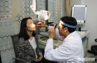 鼻腔干燥出血抹椰子油:椰子油可以用来擦鼻腔吗 北方秋冬季节鼻子容易干燥出血，有什么药能治疗鼻子干燥吗？