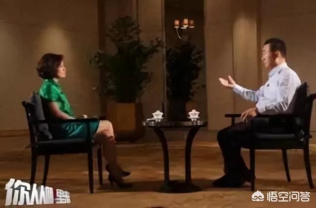 王思聪热狗:先有仰天吞热狗后有低头品玉米，王思聪为何屡次成为电竞焦点？