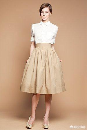 阿玛施<a href=https://maguai.com/list/77-0-0.html target=_blank class=infotextkey>女装</a>官方网站:哪些衣服才算是真正的基础款？