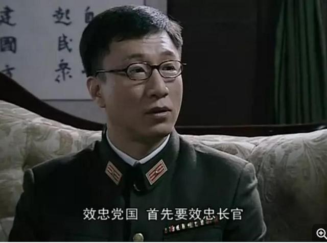 演员朱杰:电视剧《潜伏》中的晚秋扮演者的简历有谁知道啊？