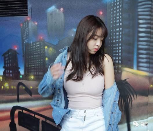 杨幂女儿照片:王中磊闺女晒长腿照，娱乐圈大佬们的千金都长什么样？