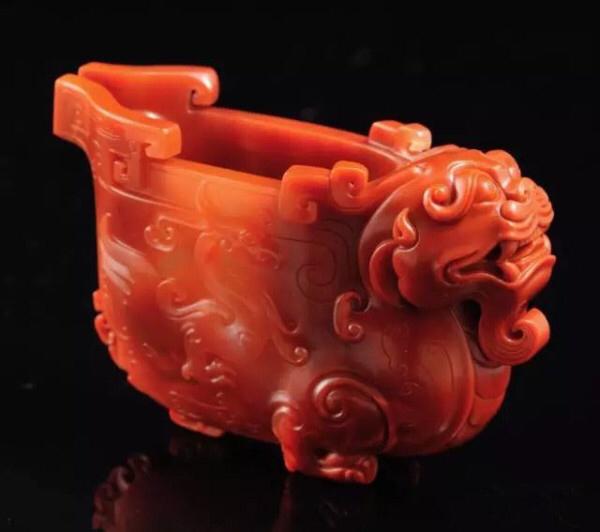 玛瑙和玉哪个养人,玉和玛瑙哪个更有收藏价值？