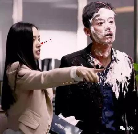 张天爱喊话跟拍者:网友爆料演员李现大骂跟拍媒体你们有病，他人设会崩么？