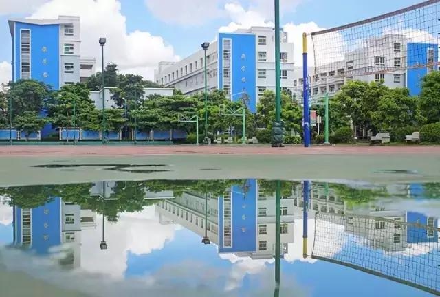 林夏羽:海口第一中学除却诞生了海南第一位女飞行员，还有怎么样的荣誉