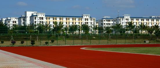 海南师范大学怎么样(海南师范大学怎么样,就业前景如何)