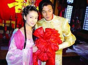 何润东现任女友:网友们为什么开始赞美何润东？