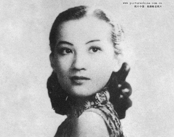 阮玲玉照片:如何评价歌星周璇女士的一生？