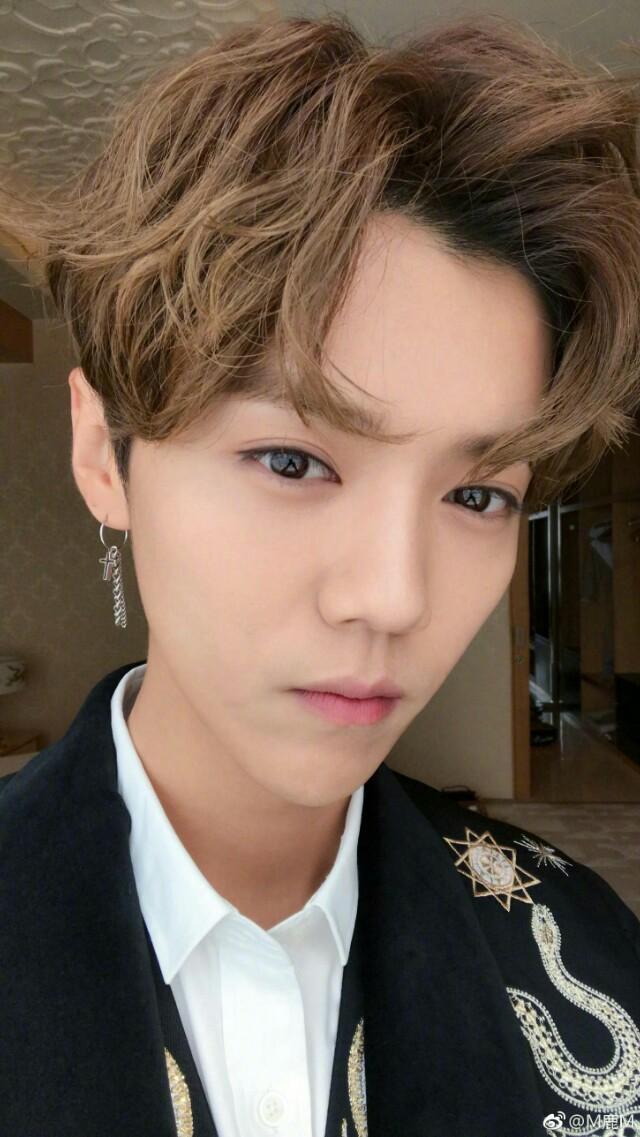 你觉得王俊凯和鹿晗更谁帅？