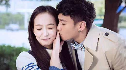 何润东夫妻撒狗粮是怎么回事:网友们为什么开始赞美何润东？