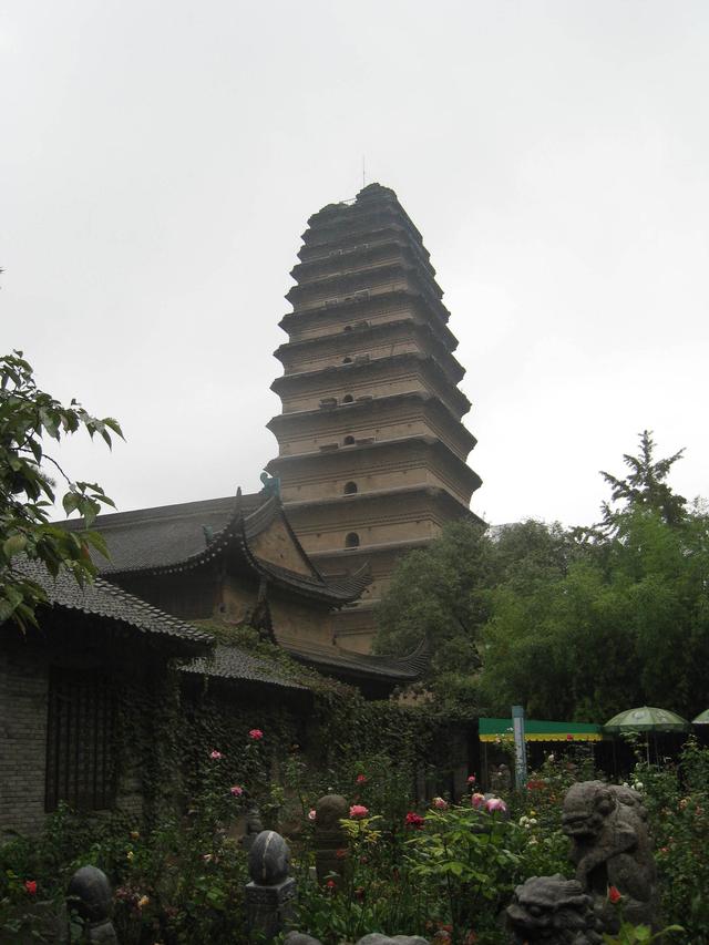 西安钟楼修缮完成:在西安想看真正的古建筑，应该去哪里？